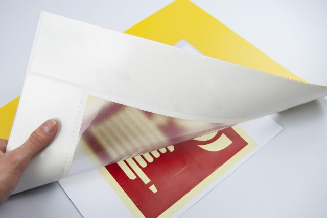 Okienko podłogowe 5S z białym poddrukiem UV